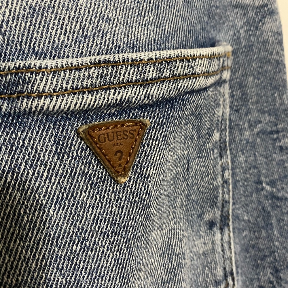 Like-New Button Up High Rise Guess Jeans - Picture 6 of 7